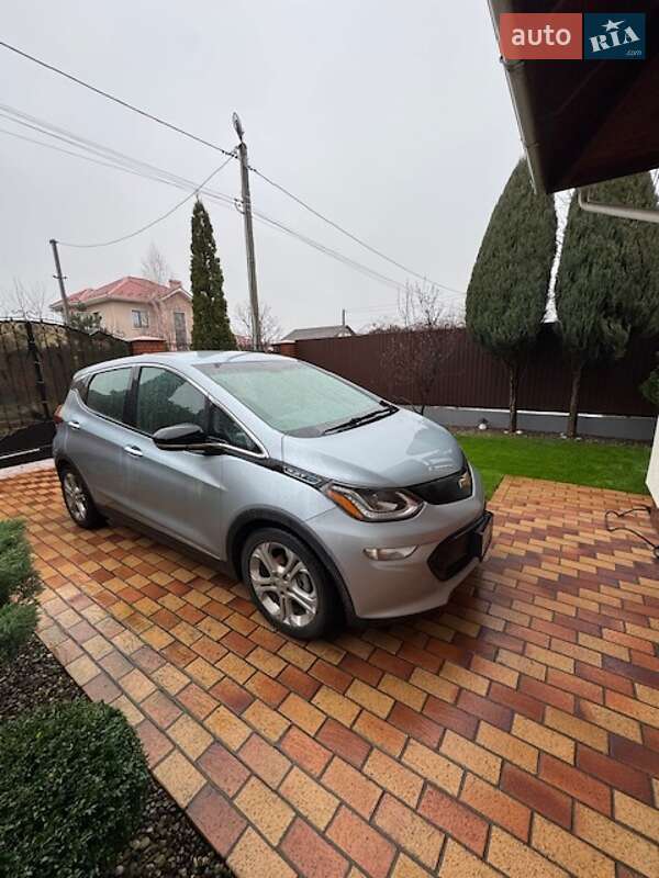 Хетчбек Chevrolet Bolt EV 2017 в Києві