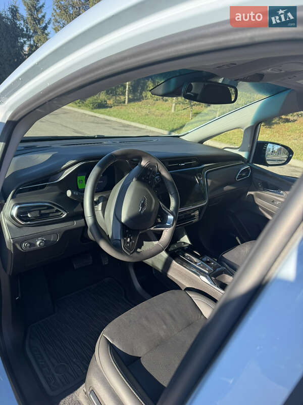 Хэтчбек Chevrolet Bolt EV 2023 в Тернополе