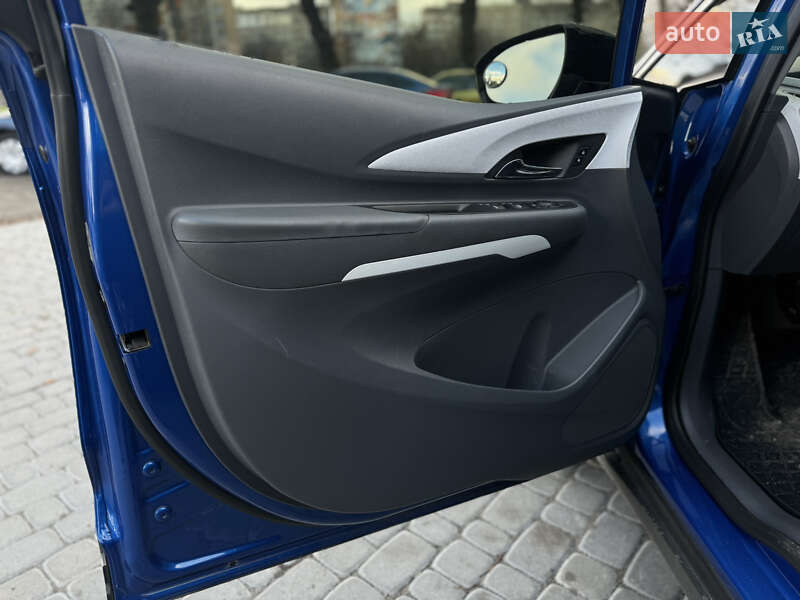 Хэтчбек Chevrolet Bolt EV 2017 в Виннице