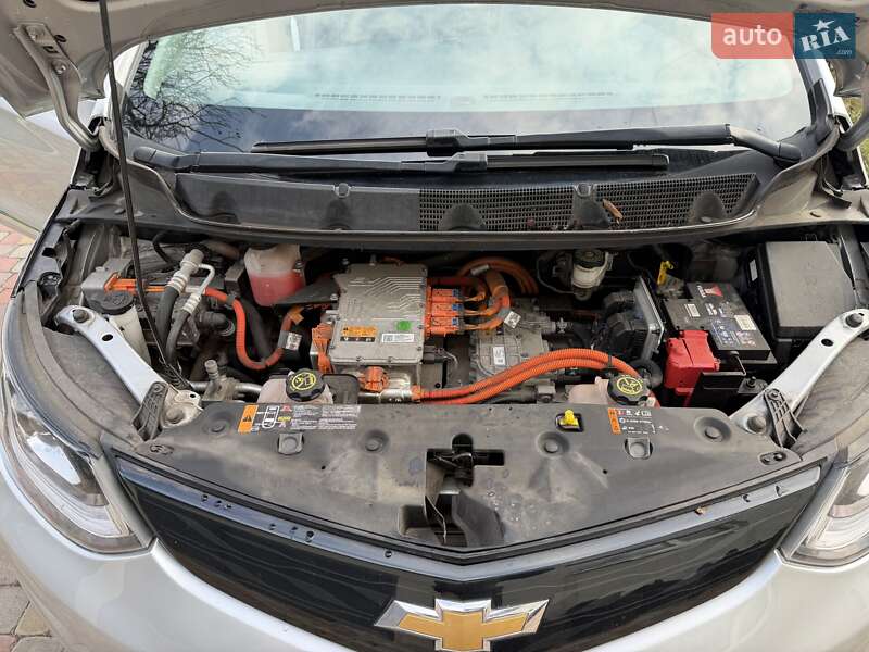 Хетчбек Chevrolet Bolt EV 2017 в Полтаві