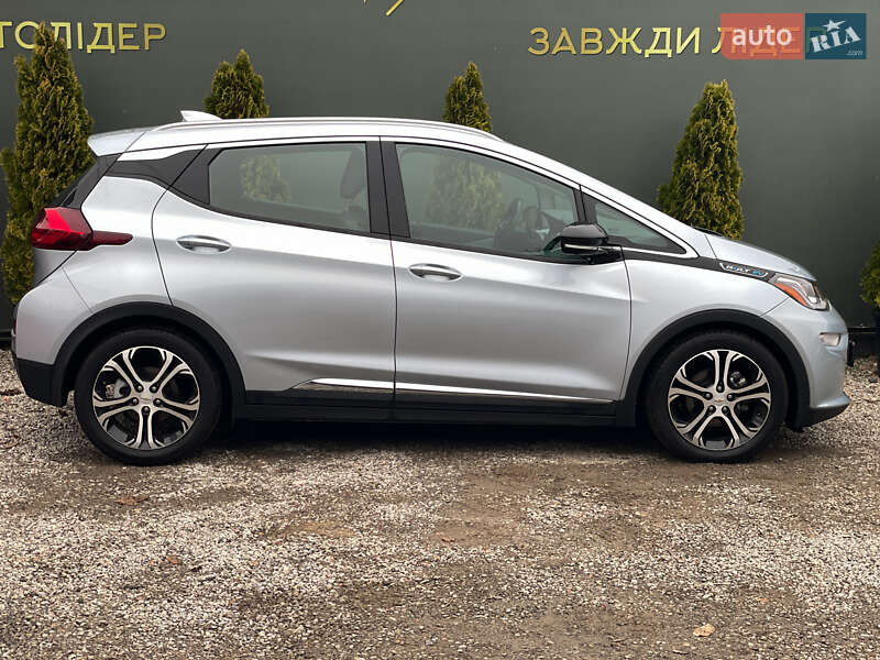 Хэтчбек Chevrolet Bolt EV 2017 в Одессе фото 6 Хэтчбек Chevrolet Bolt EV 2017 в Одессе