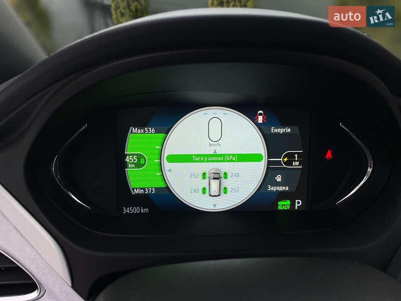 Хэтчбек Chevrolet Bolt EV 2017 в Одессе фото 18 Хэтчбек Chevrolet Bolt EV 2017 в Одессе