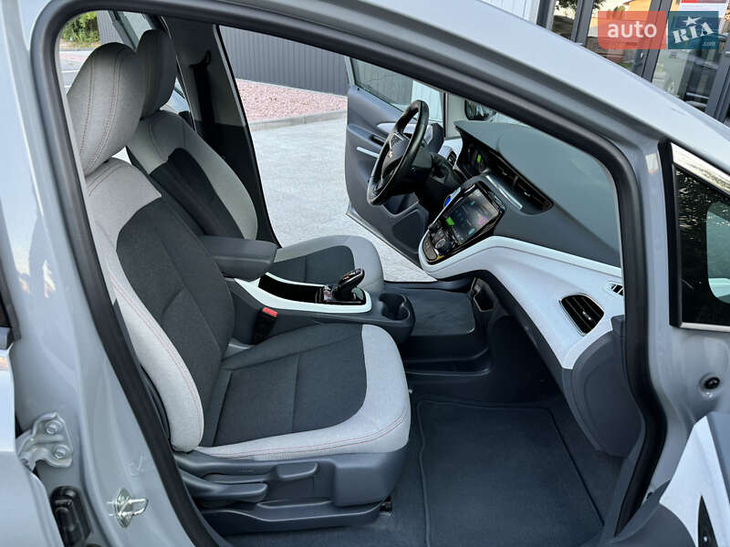 Хэтчбек Chevrolet Bolt EV 2021 в Ровно