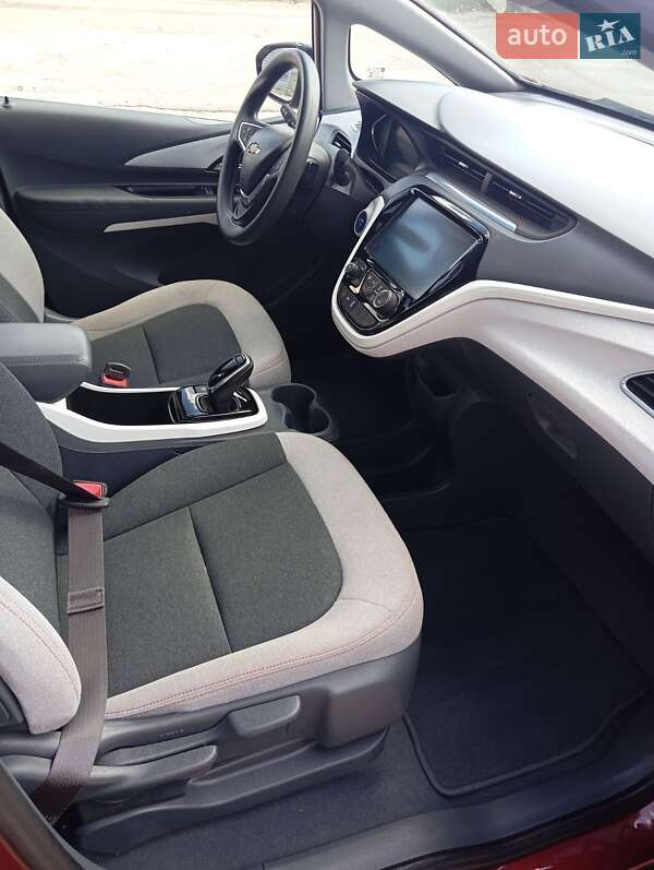 Хетчбек Chevrolet Bolt EV 2017 в Запоріжжі