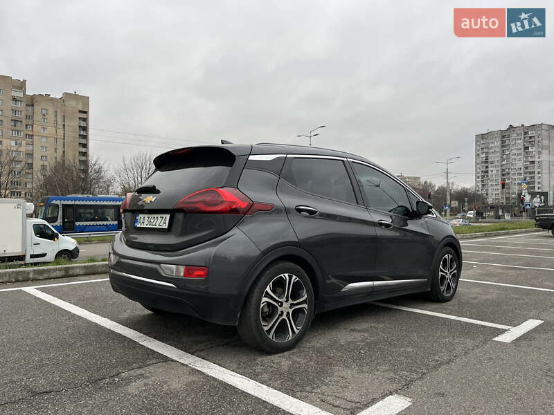 Хэтчбек Chevrolet Bolt EV 2016 в Киеве