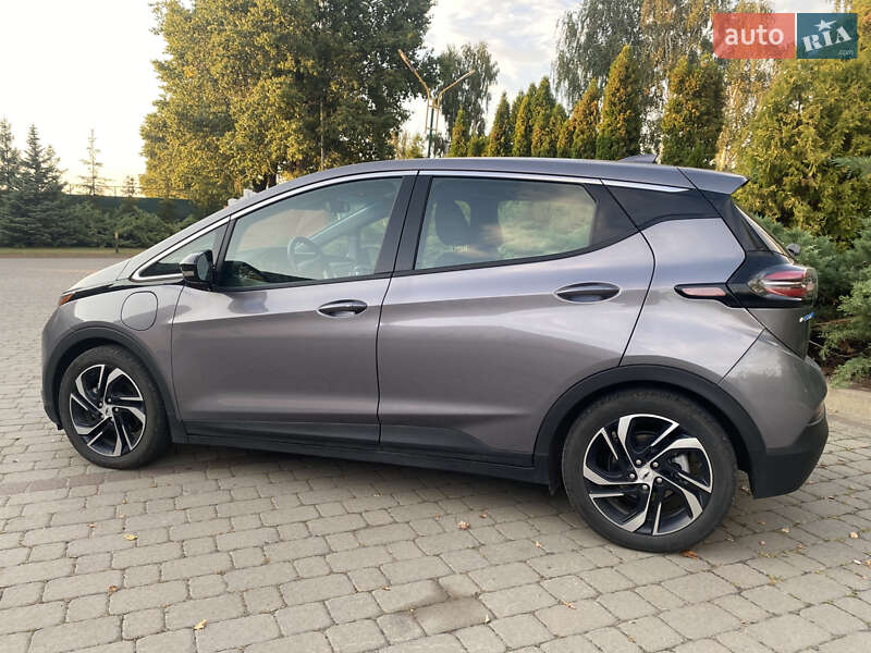 Хетчбек Chevrolet Bolt EV 2023 в Києві фото 8 Хетчбек Chevrolet Bolt EV 2023 в Києві