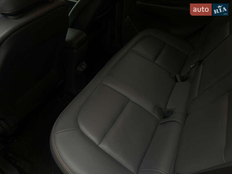 Хетчбек Chevrolet Bolt EV 2017 в Кам'янському