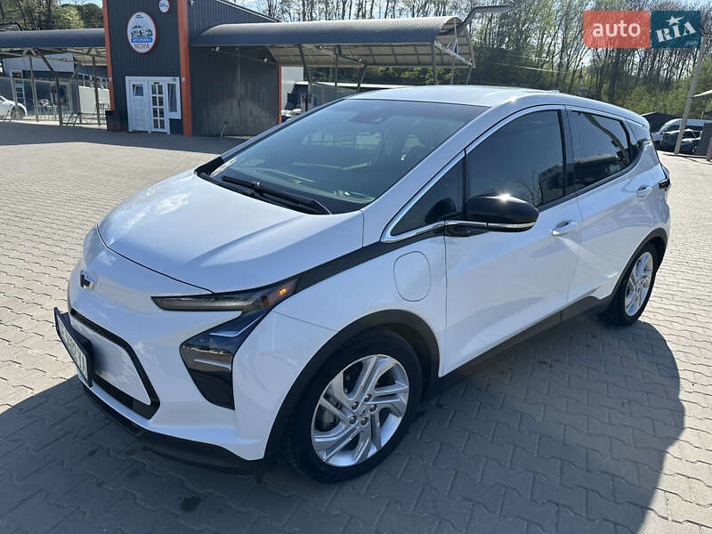 Хэтчбек Chevrolet Bolt EV 2022 в Черновцах фото 3 Хэтчбек Chevrolet Bolt EV 2022 в Черновцах