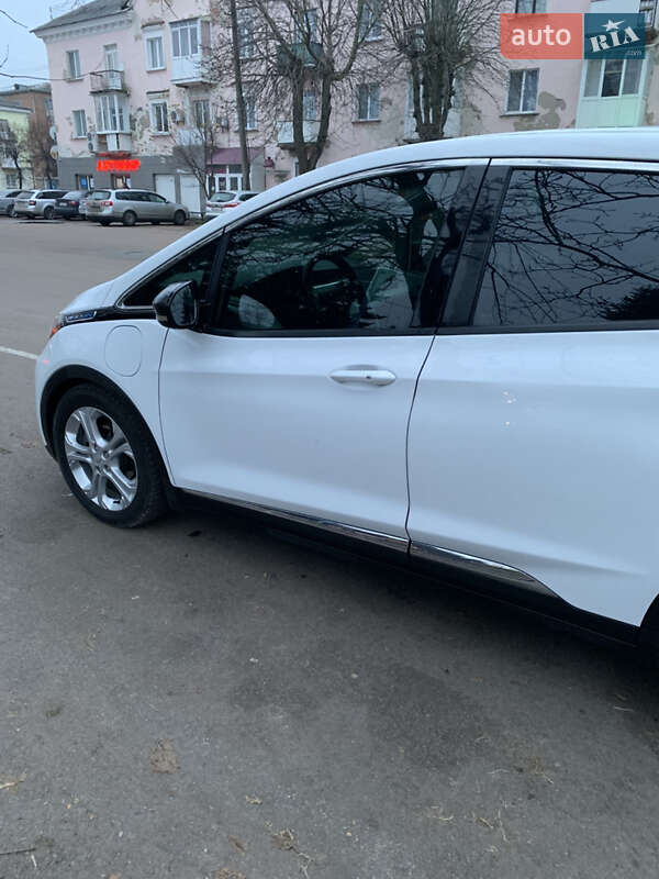 Хэтчбек Chevrolet Bolt EV 2017 в Коростене