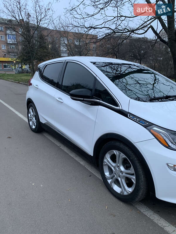 Хэтчбек Chevrolet Bolt EV 2017 в Коростене