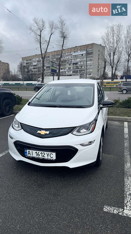 Хэтчбек Chevrolet Bolt EV 2018 в Киеве фото 3 Хэтчбек Chevrolet Bolt EV 2018 в Киеве