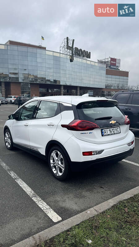 Хэтчбек Chevrolet Bolt EV 2018 в Киеве фото 10 Хэтчбек Chevrolet Bolt EV 2018 в Киеве