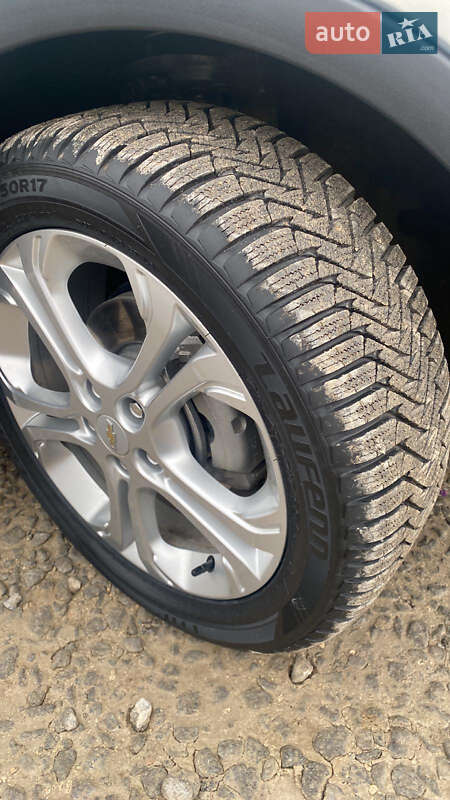 Хэтчбек Chevrolet Bolt EV 2023 в Львове