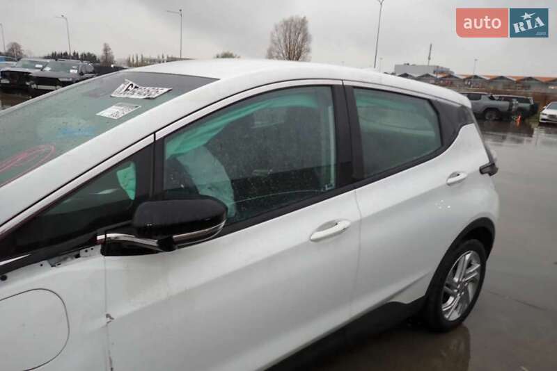 Хэтчбек Chevrolet Bolt EV 2022 в Ирпене