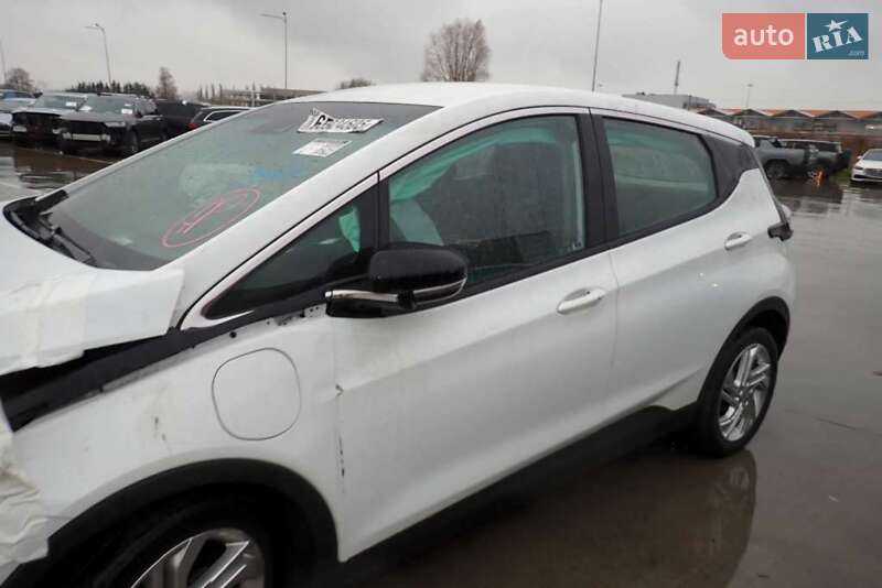 Хэтчбек Chevrolet Bolt EV 2022 в Ирпене