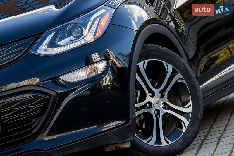 Хэтчбек Chevrolet Bolt EV 2020 в Львове фото 3 Хэтчбек Chevrolet Bolt EV 2020 в Львове