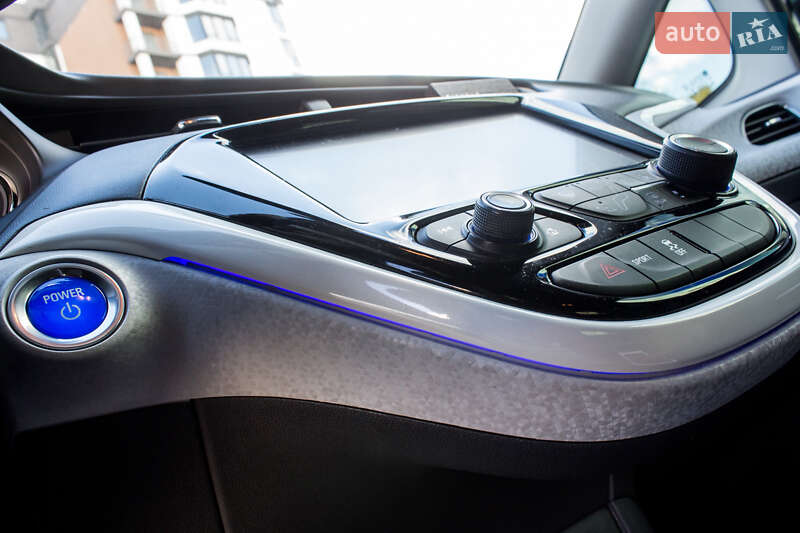 Хэтчбек Chevrolet Bolt EV 2020 в Львове фото 30 Хэтчбек Chevrolet Bolt EV 2020 в Львове