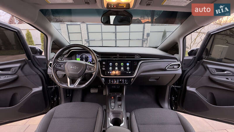 Хетчбек Chevrolet Bolt EV 2023 в Хмельницькому фото 5 Хетчбек Chevrolet Bolt EV 2023 в Хмельницькому