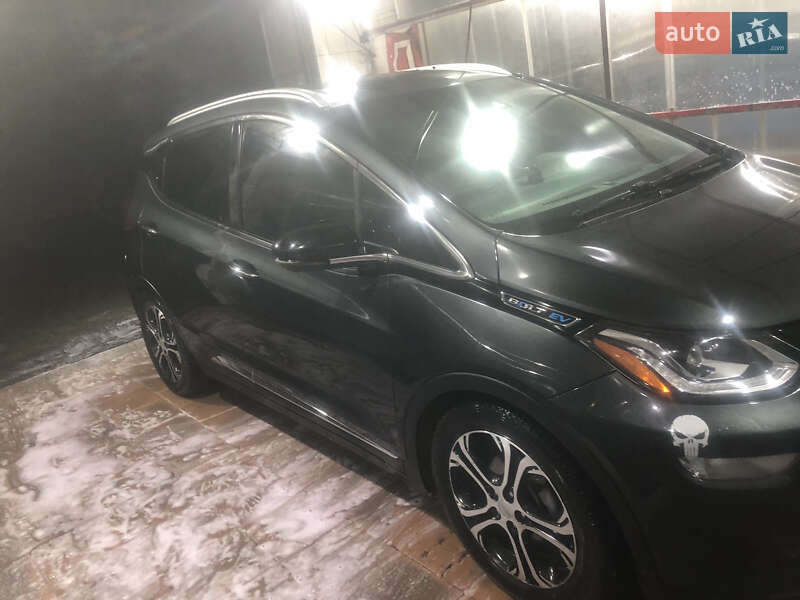 Хэтчбек Chevrolet Bolt EV 2017 в Николаеве