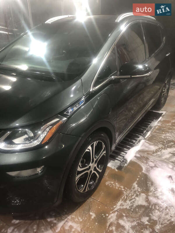Хэтчбек Chevrolet Bolt EV 2017 в Николаеве