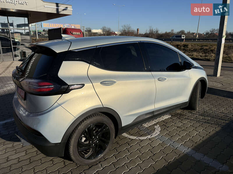 Хэтчбек Chevrolet Bolt EV 2022 в Львове фото 23 Хэтчбек Chevrolet Bolt EV 2022 в Львове