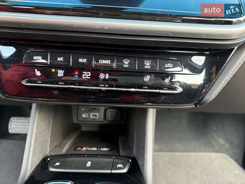 Хетчбек Chevrolet Bolt EV 2023 в Луцьку