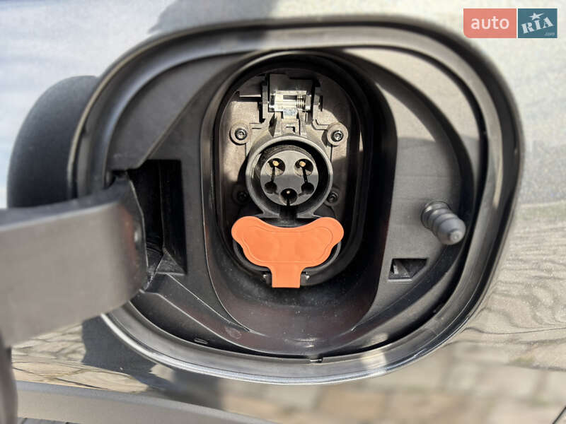 Хэтчбек Chevrolet Bolt EV 2020 в Житомире