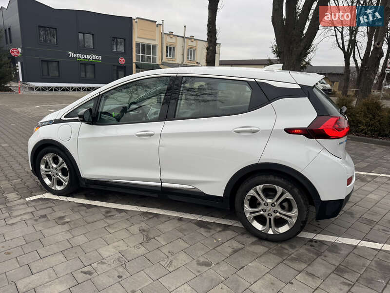 Хетчбек Chevrolet Bolt EV 2018 в Вінниці фото 17 Хетчбек Chevrolet Bolt EV 2018 в Вінниці