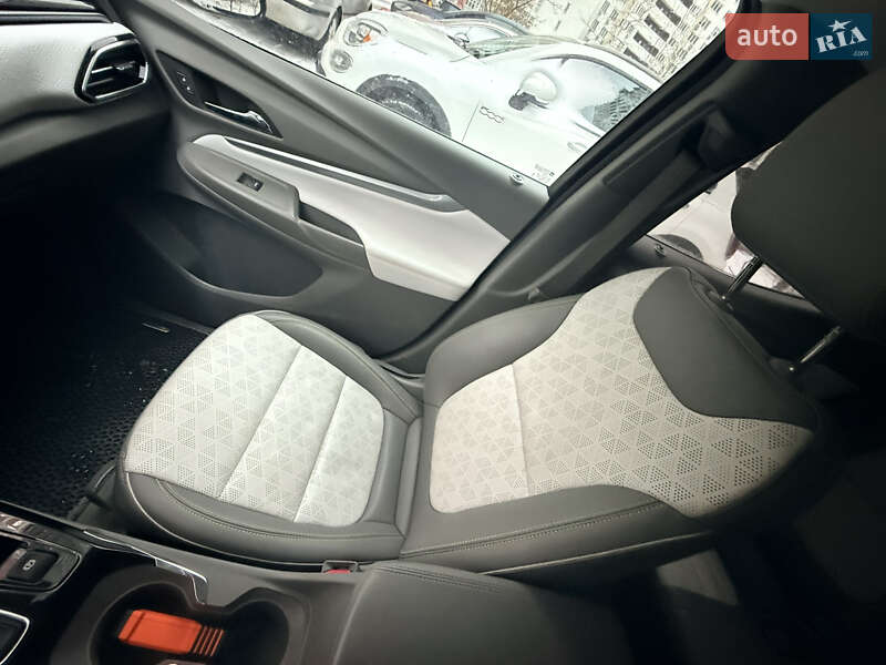 Хетчбек Chevrolet Bolt EV 2023 в Києві