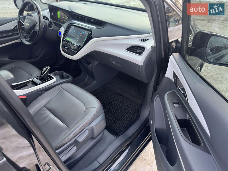 Хетчбек Chevrolet Bolt EV 2018 в Жовкві