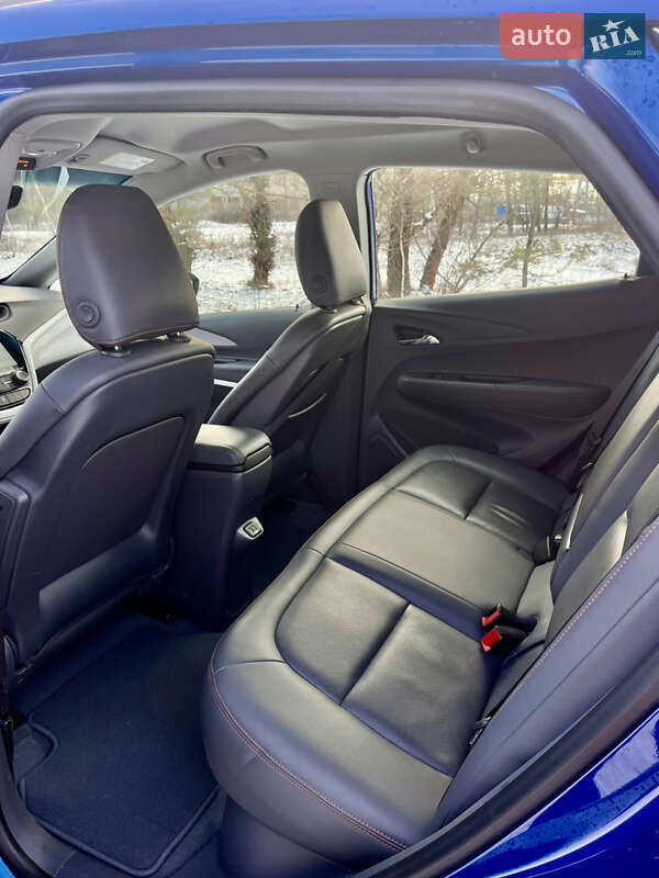 Хэтчбек Chevrolet Bolt EV 2020 в Кременчуге фото 12 Хэтчбек Chevrolet Bolt EV 2020 в Кременчуге
