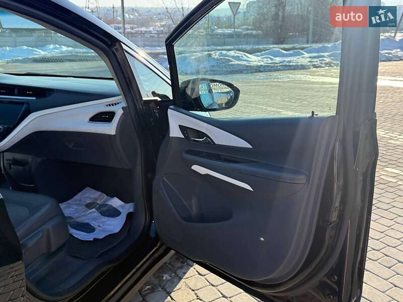 Хэтчбек Chevrolet Bolt EV 2017 в Львове