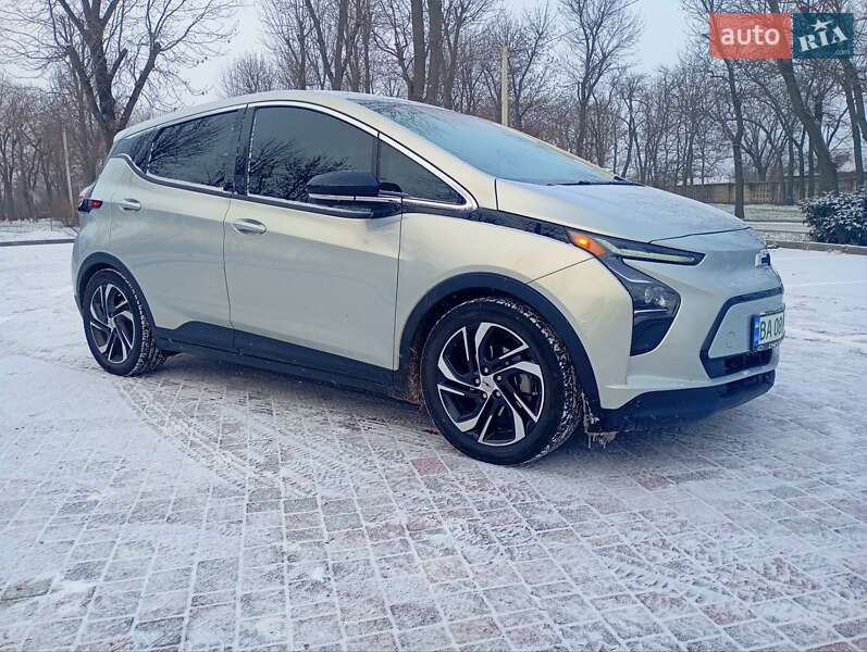 Хэтчбек Chevrolet Bolt EV 2022 в Кропивницком фото 6 Хэтчбек Chevrolet Bolt EV 2022 в Кропивницком