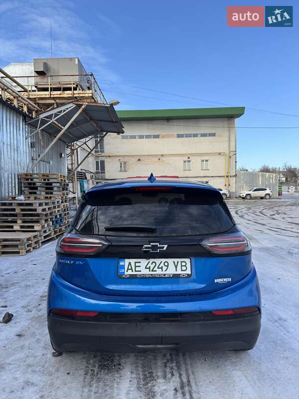 Хэтчбек Chevrolet Bolt EV 2022 в Кривом Роге фото 6 Хэтчбек Chevrolet Bolt EV 2022 в Кривом Роге