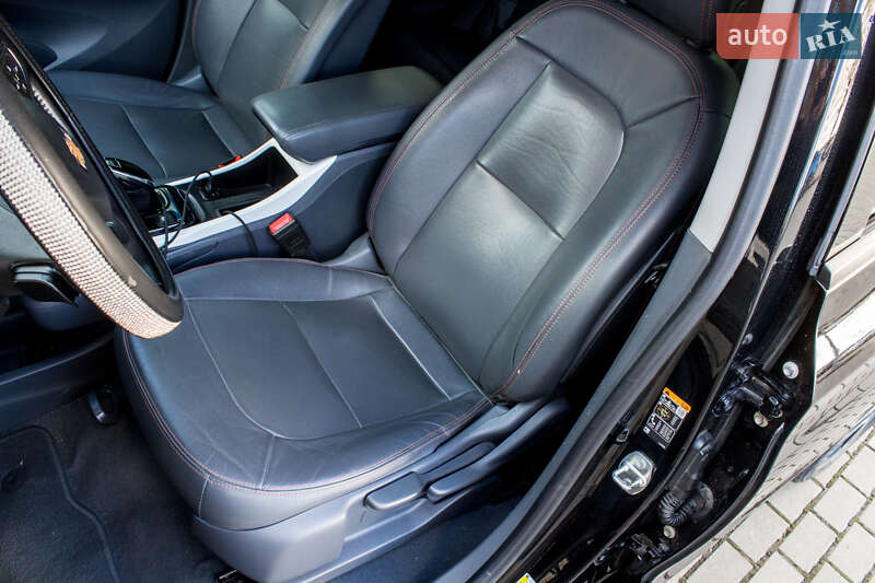 Хэтчбек Chevrolet Bolt EV 2020 в Львове