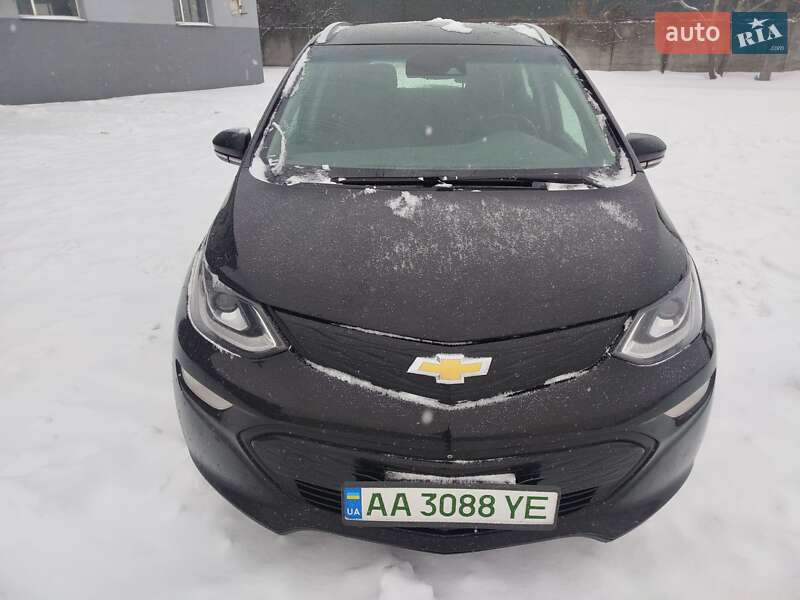 Хэтчбек Chevrolet Bolt EV 2020 в Киеве фото 2 Хэтчбек Chevrolet Bolt EV 2020 в Киеве