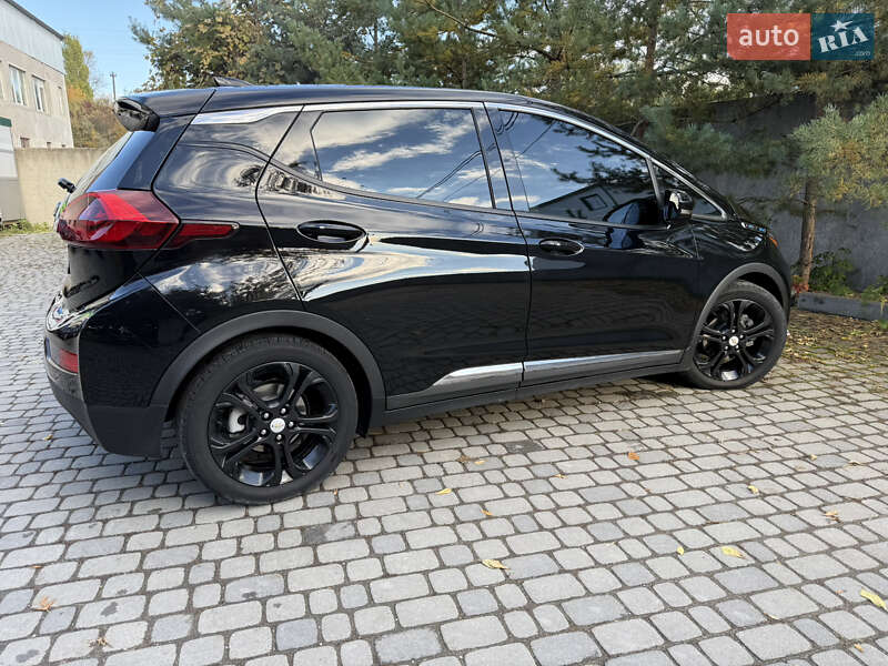 Хэтчбек Chevrolet Bolt EV 2018 в Тернополе фото 11 Хэтчбек Chevrolet Bolt EV 2018 в Тернополе