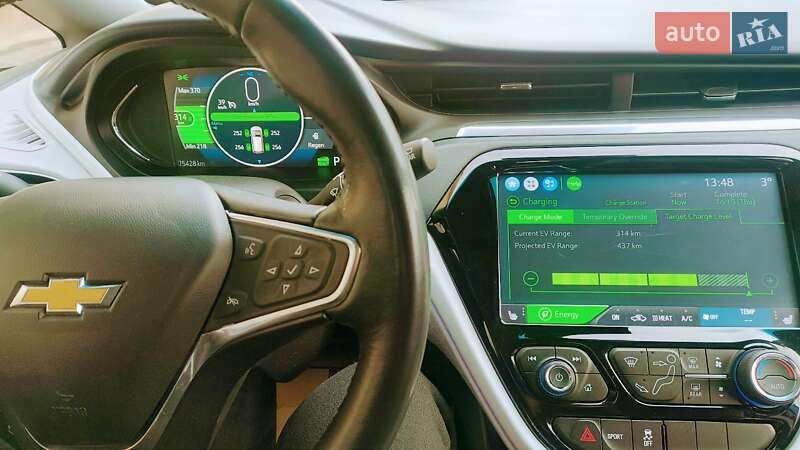 Хэтчбек Chevrolet Bolt EV 2018 в Ивано-Франковске фото 10 Хэтчбек Chevrolet Bolt EV 2018 в Ивано-Франковске