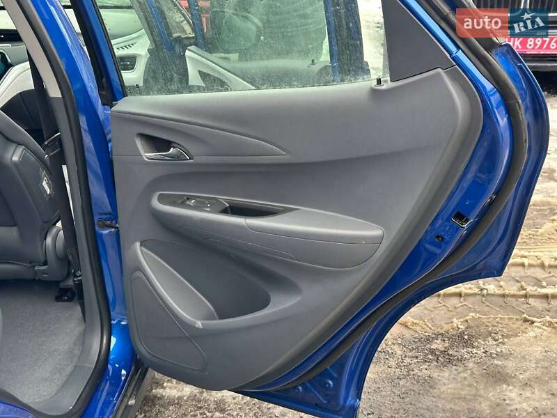 Хэтчбек Chevrolet Bolt EV 2021 в Луцке фото 21 Хэтчбек Chevrolet Bolt EV 2021 в Луцке