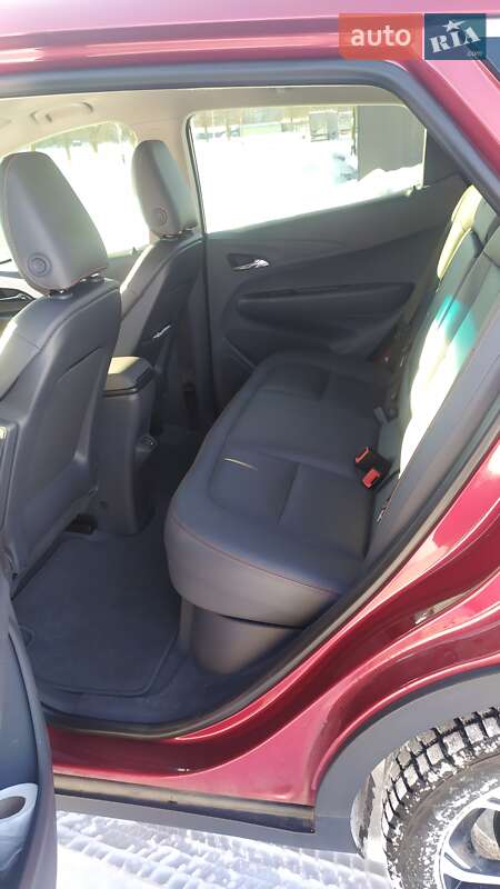 Хэтчбек Chevrolet Bolt EV 2020 в Вараше