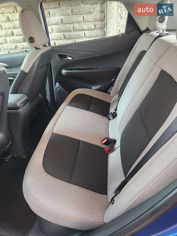 Хэтчбек Chevrolet Bolt EV 2020 в Днепре