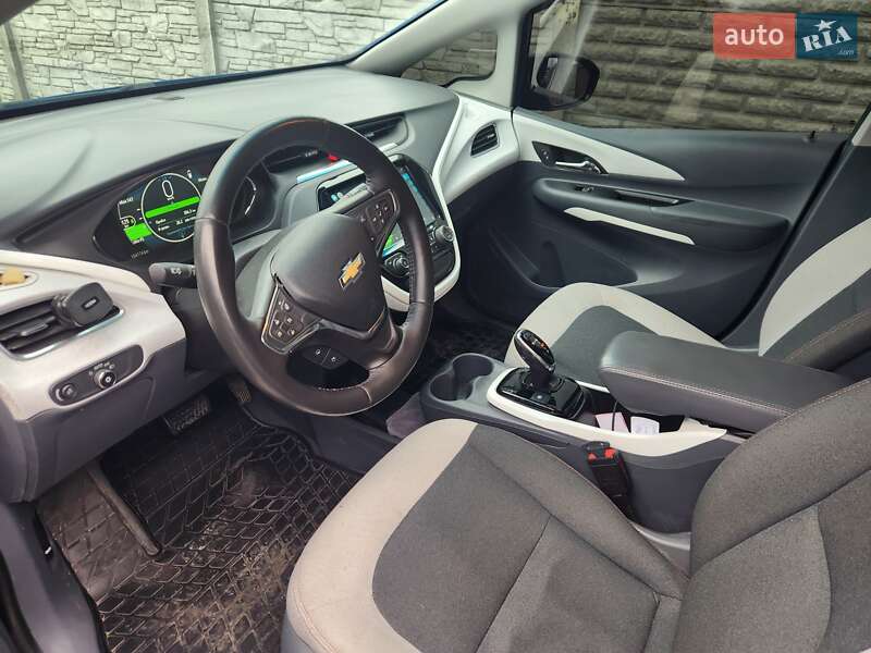 Хэтчбек Chevrolet Bolt EV 2020 в Днепре