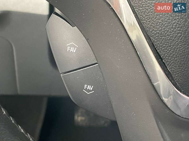 Хэтчбек Chevrolet Bolt EV 2019 в Киеве