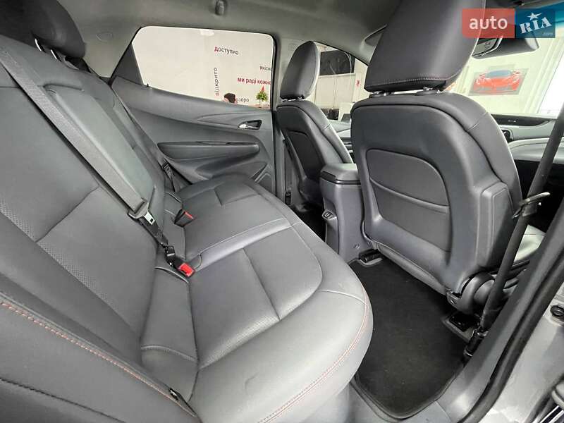 Хэтчбек Chevrolet Bolt EV 2019 в Киеве