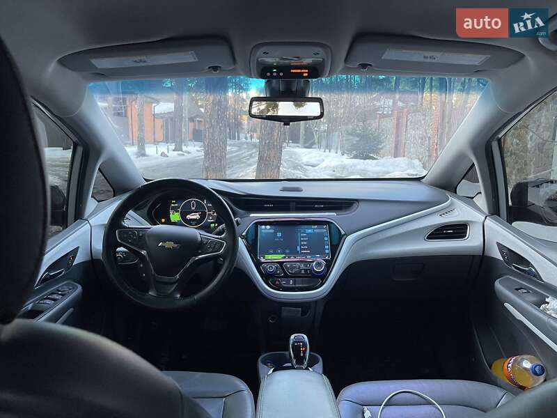 Хэтчбек Chevrolet Bolt EV 2016 в Киеве