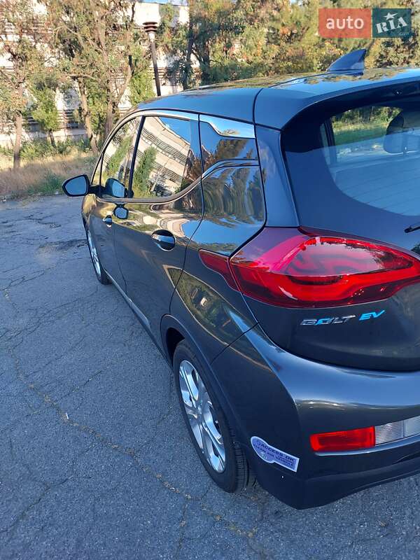 Хэтчбек Chevrolet Bolt EV 2018 в Днепре фото 9 Хэтчбек Chevrolet Bolt EV 2018 в Днепре