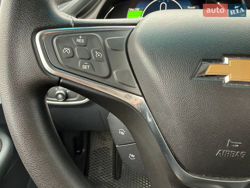 Хэтчбек Chevrolet Bolt EV 2017 в Киеве