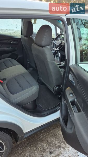 Хэтчбек Chevrolet Bolt EV 2022 в Киеве