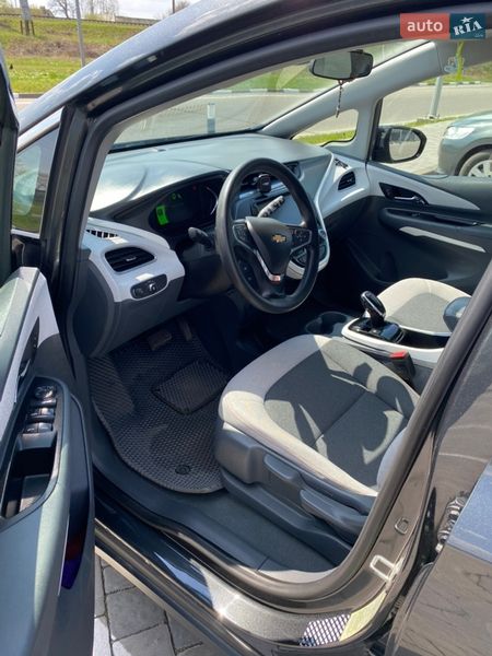 Хэтчбек Chevrolet Bolt EV 2018 в Стрые