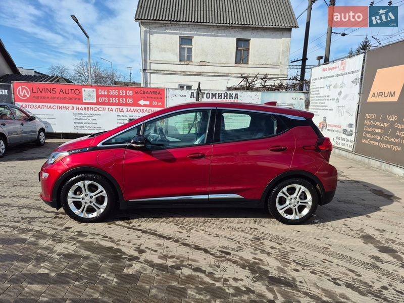Хэтчбек Chevrolet Bolt EV 2018 в Сваляве